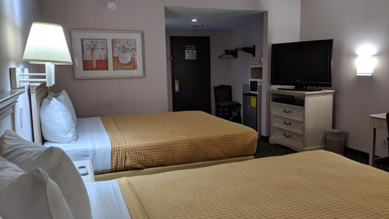 Lax Stadium Inn Lennox Zewnętrze zdjęcie